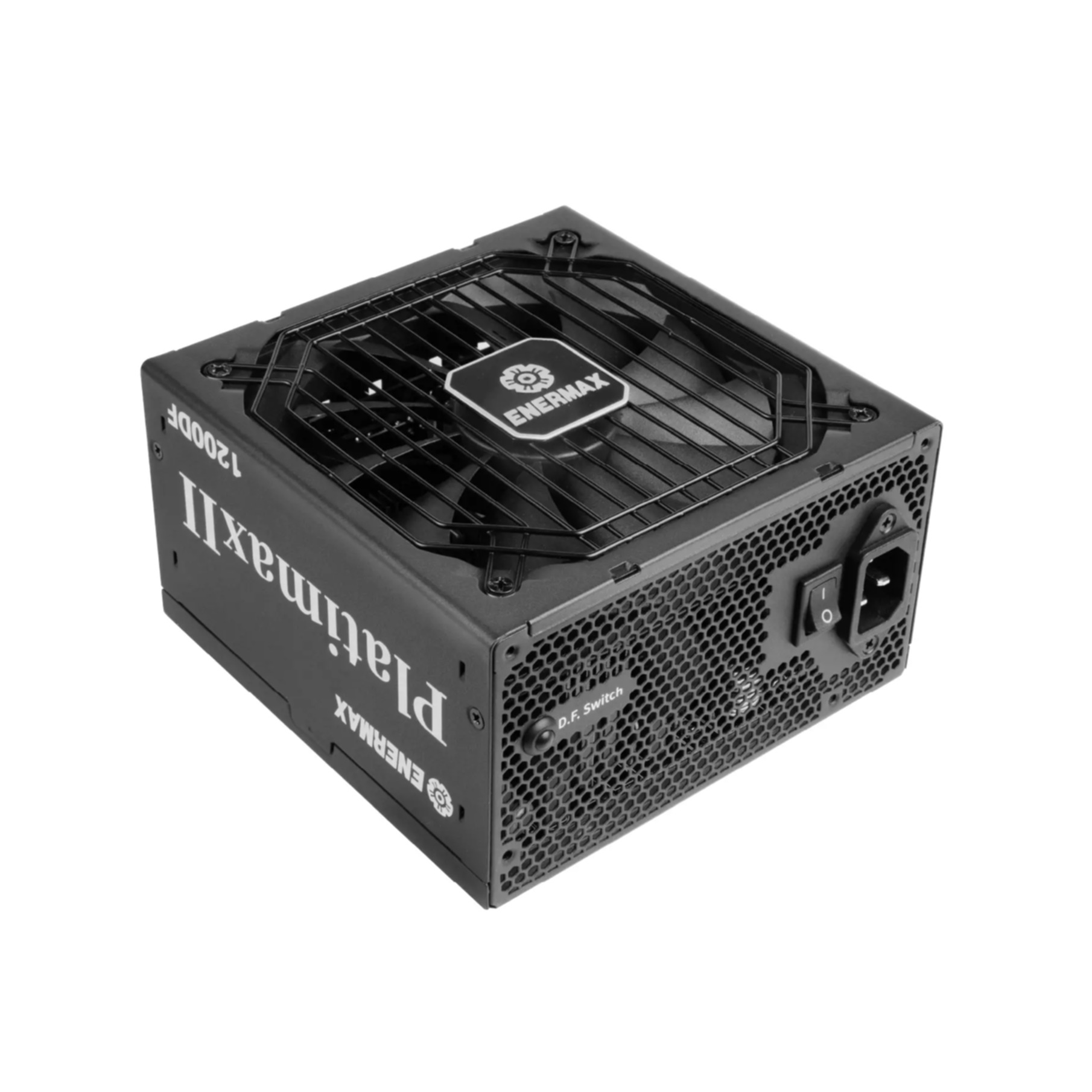 Alimentatore nero con griglia della ventola e logo ENERMAX.