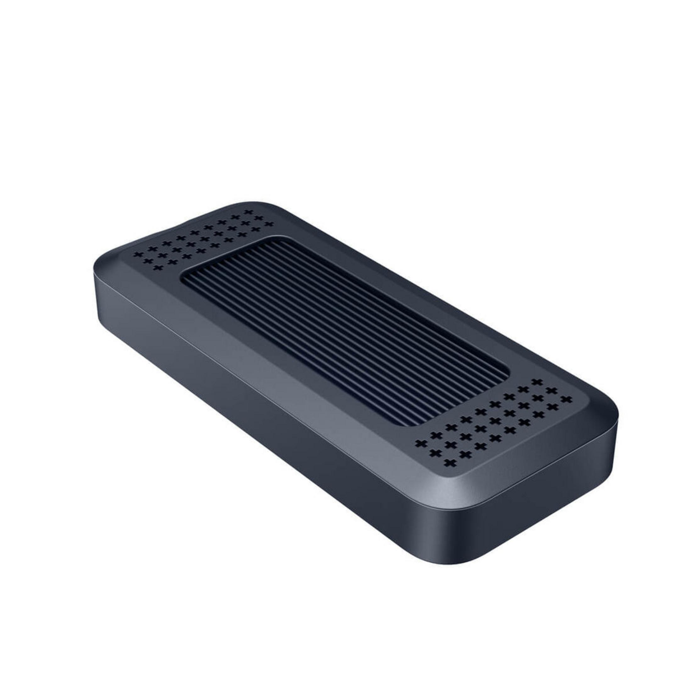 Dispositivo rectangular gris oscuro con ranuras de ventilación y patrones de cruz.