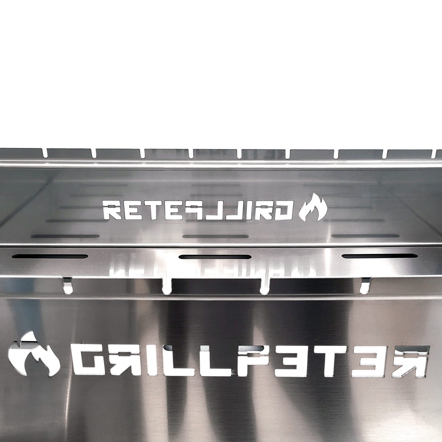 Edelstahl-Grill mit eingravierten Logos von 