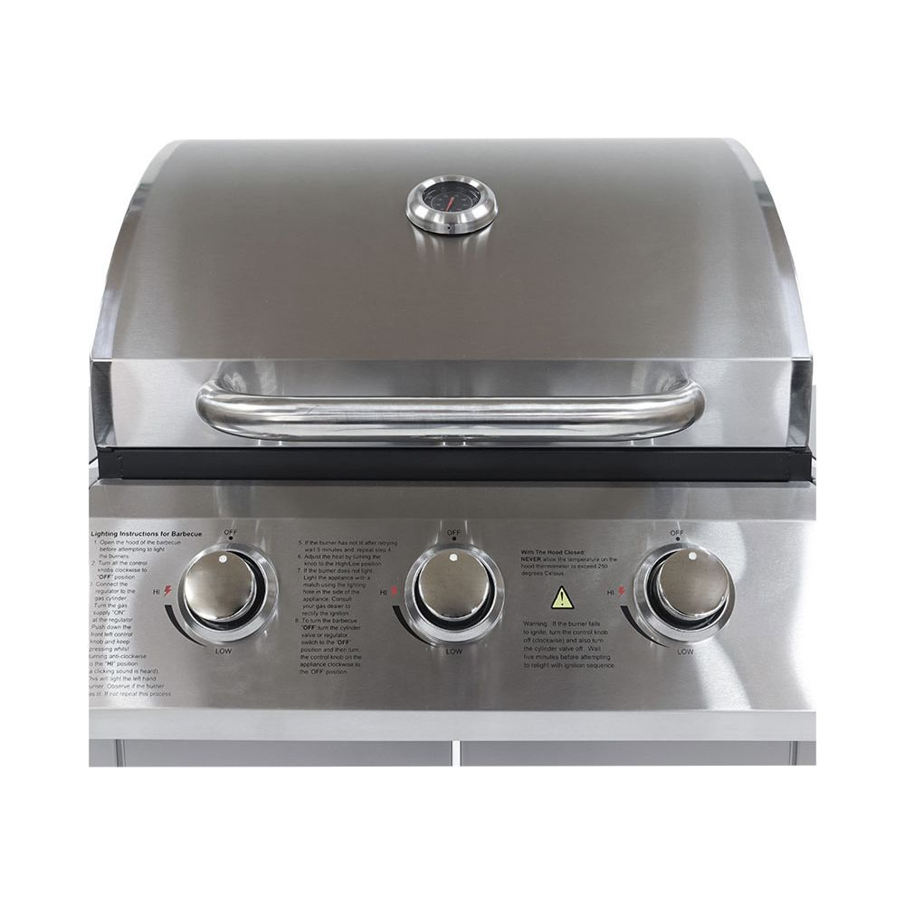 Geschlossener Edelstahl-Gasgrill mit drei Knöpfen und Thermometer auf dem Deckel.
