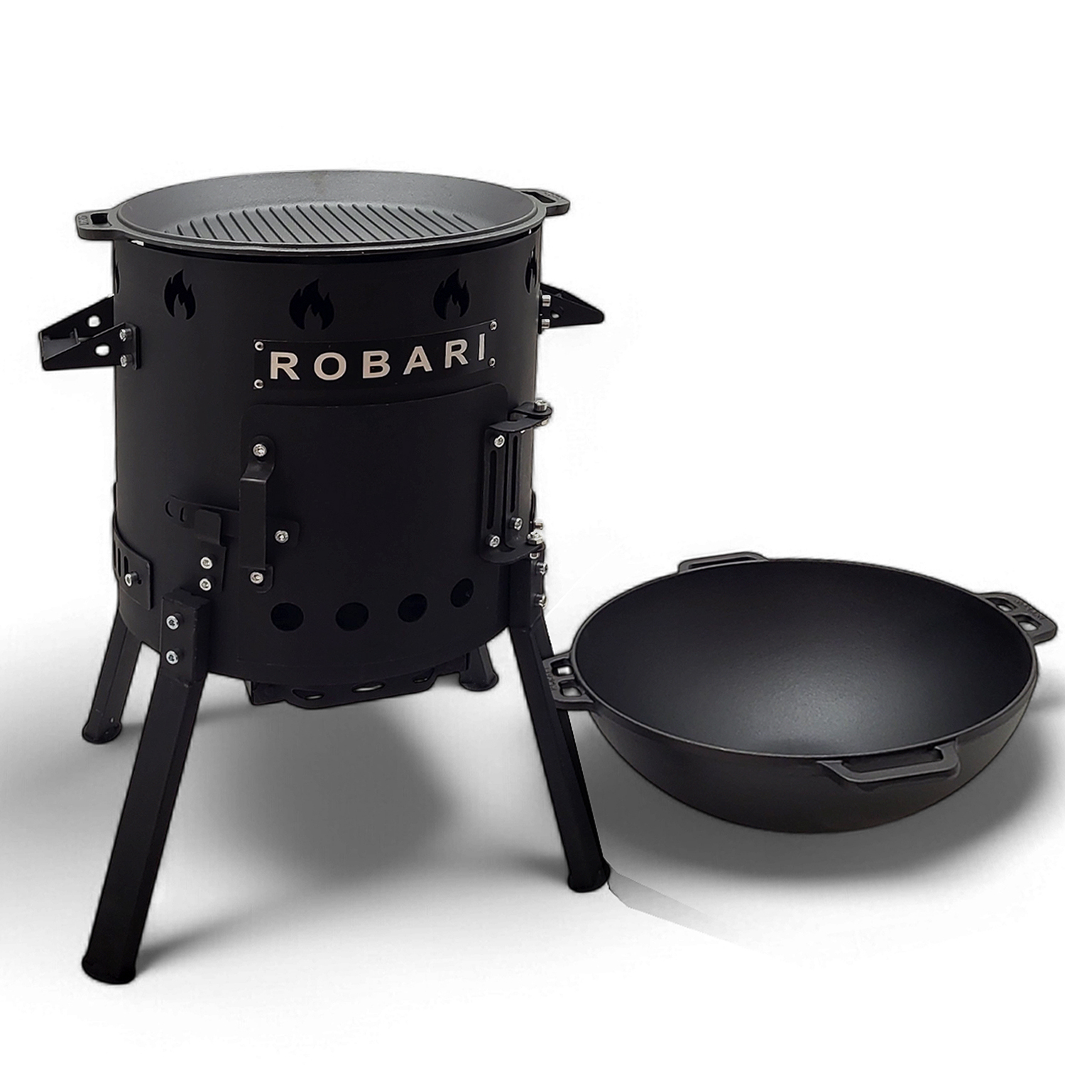 Schwarzer Robari-Grill mit Grillplatte und einer separaten Wok-Pfanne daneben.