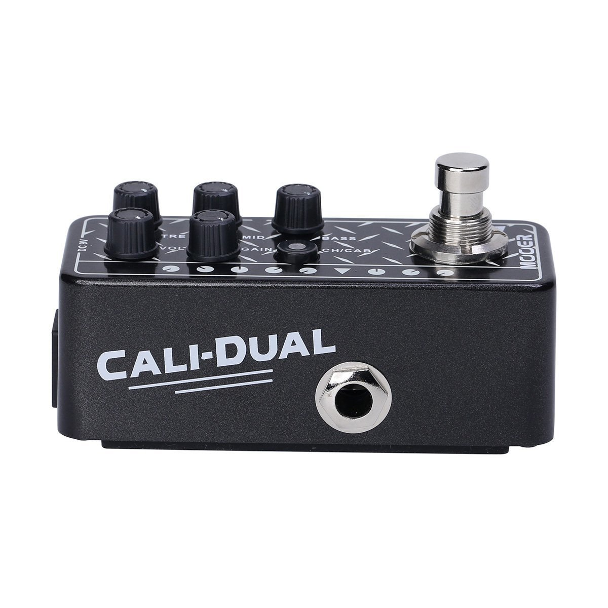 Dört düğmeli, 'CALI-DUAL' etiketli ve gümüş renkli ayak pedallı siyah gitar pedalı.