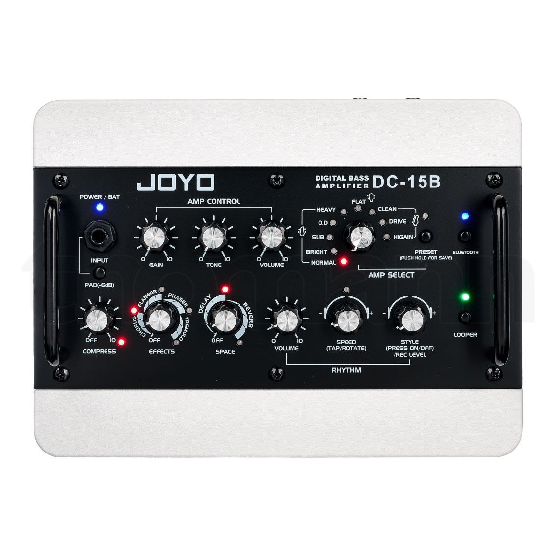 JOYO DC-15B Dijital Bas Gitar Amfisi, düğmeler, butonlar ve giriş jakları mevcut.