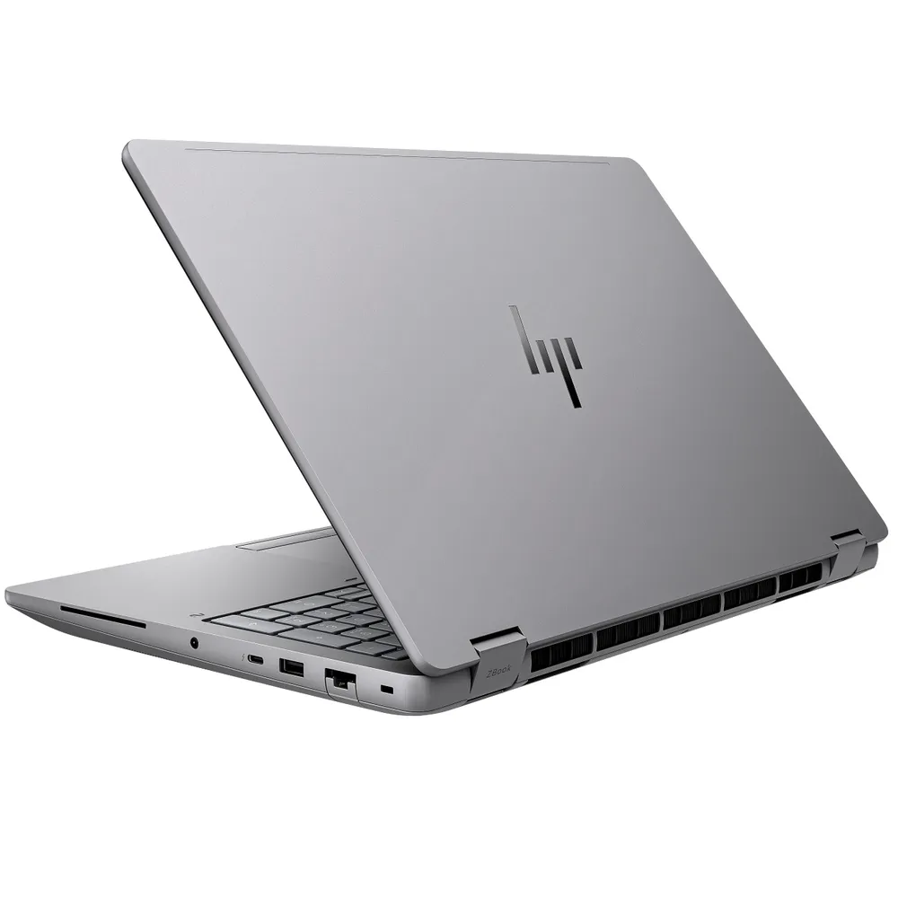 Gümüş rengi HP dizüstü bilgisayar açık kapağı ve klavyesiyle.