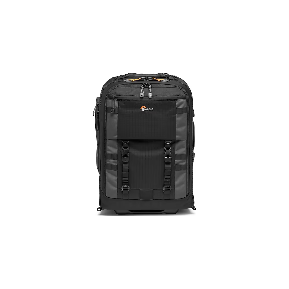 Üstünde Lowepro logosu bulunan, çok cepli ve askılı siyah tekerlekli bavul.