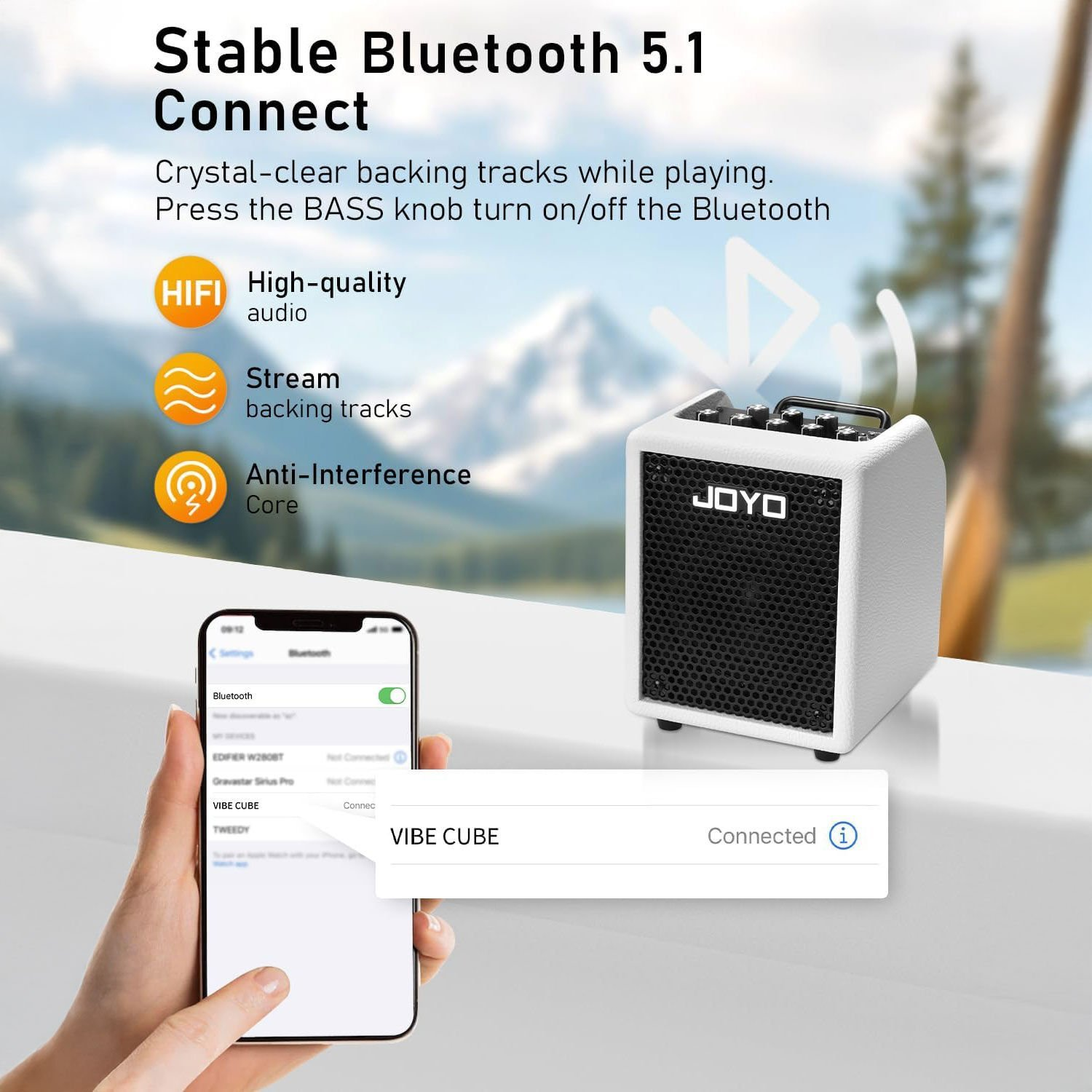 Bluetooth bağlantısını gösteren bir akıllı telefonla beyaz JOYO amfi.