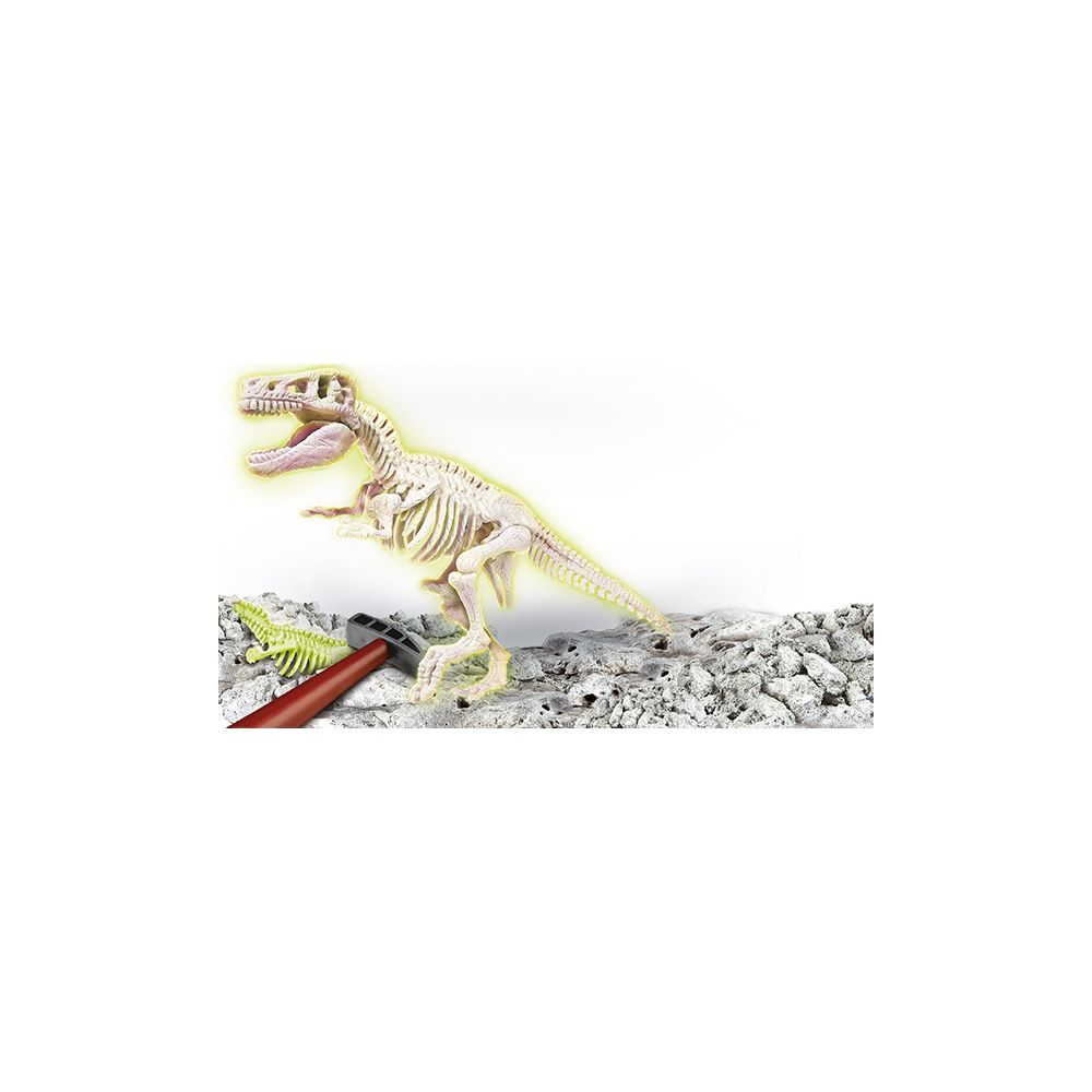 Dinosaurierskelett mit Hammer auf Felsen, gelb leuchtend.
