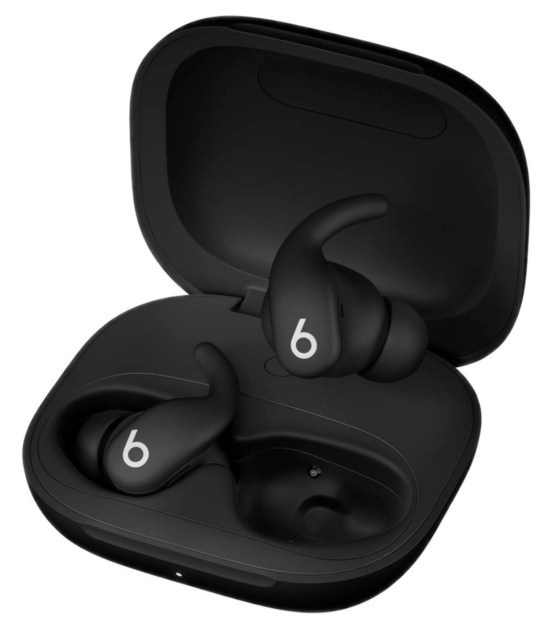 Auricolari wireless neri con custodia di ricarica. Un auricolare poggia nella custodia.