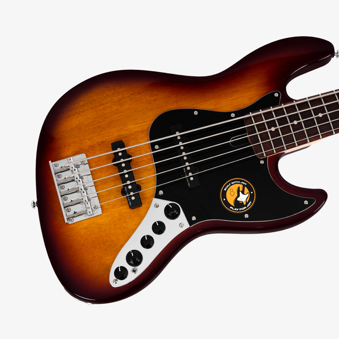 Siyah pickguard ve gümüş donanıma sahip bir sunburst caz bas gitar.