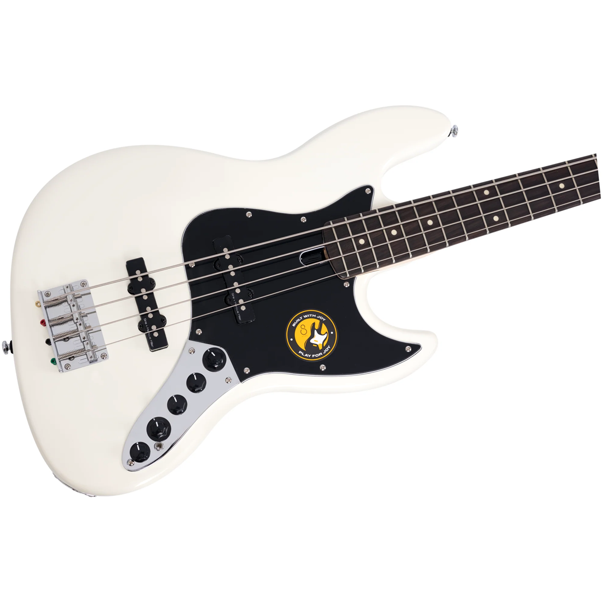 Siyah pena korumalı ve gümüş donanımlı beyaz bas gitar.