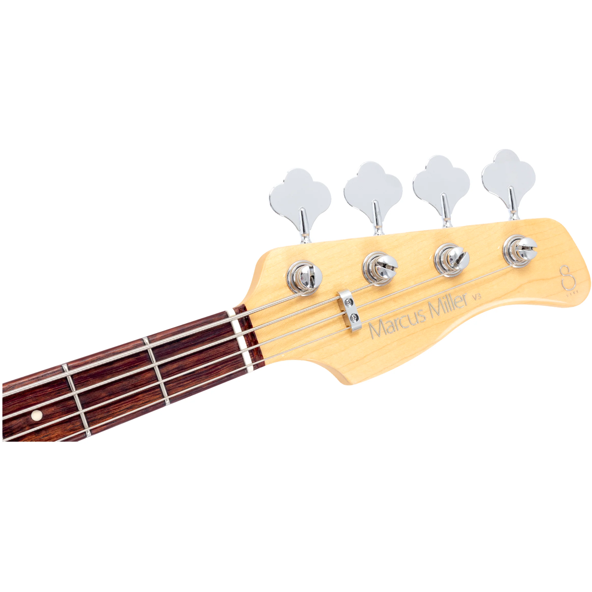 Dört gümüş akort burgusu ve Marcus Miller V3 yazısı bulunan elektro bas gitar başlığının yakın çekimi.