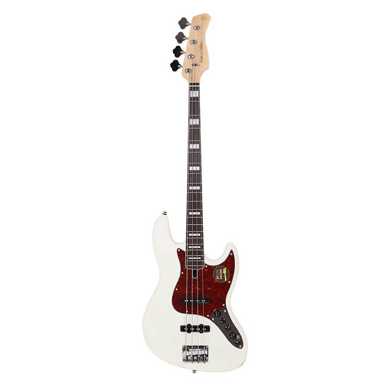 Kırmızı pena korumalı beyaz elektro bas gitar, sapında Marcus Miller logosu.