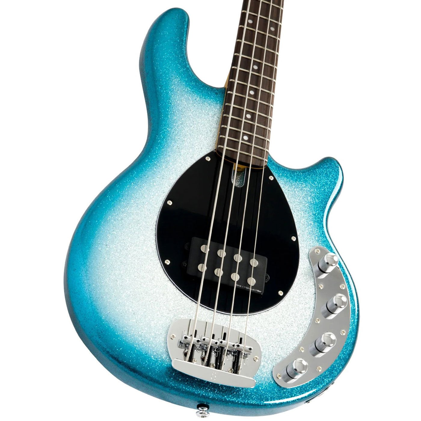 Mavi simli bas gitar, tellere ve kontrol düğmelerine yakın çekim.