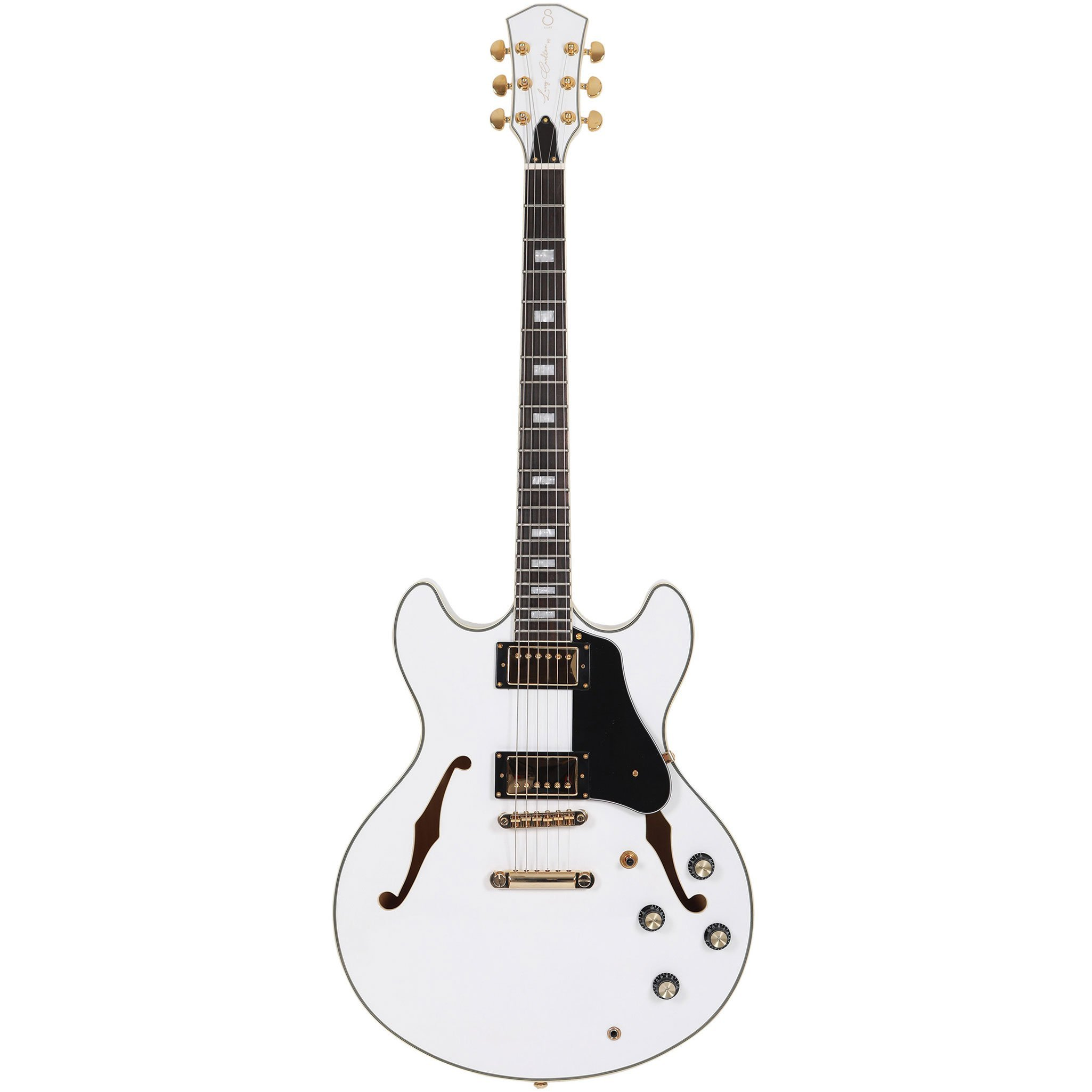 Altın donanımlı ve siyah vurgulu beyaz elektro gitar.