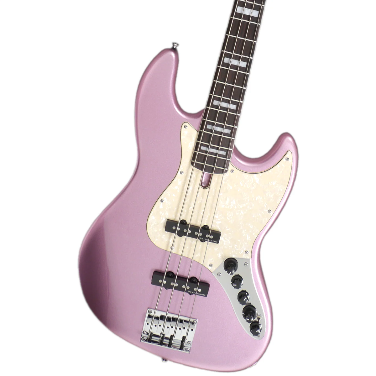 İnci benzeri pena ve siyah manyetiklere sahip parlak, pembe bas gitar.