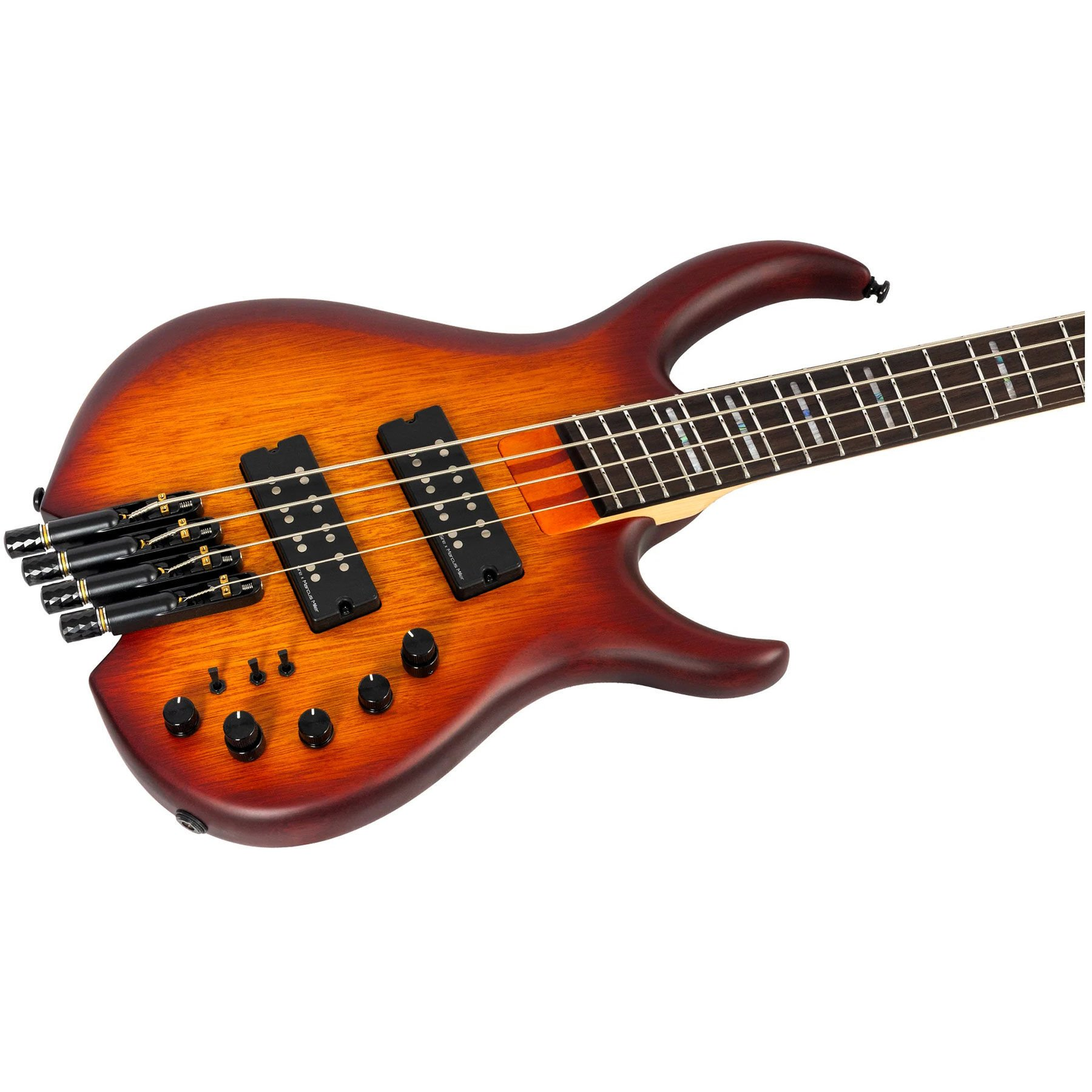 İki manyetiği ve siyah düğmeleri olan kahverengi-turuncu 4 telli elektro bas gitar.