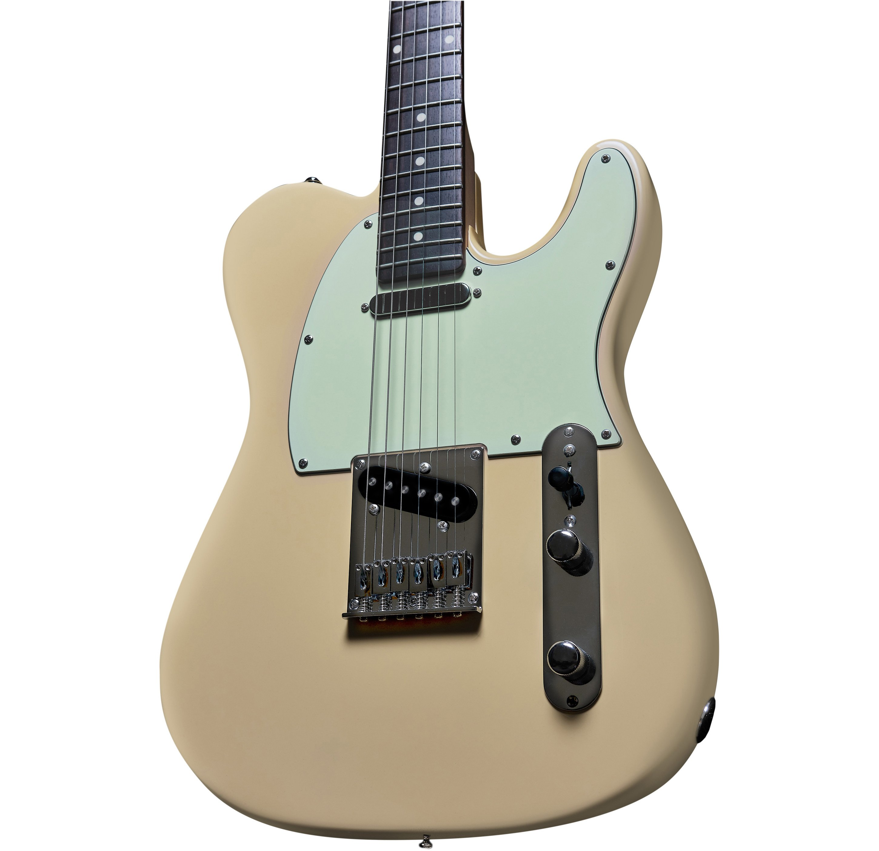 Açık yeşil pena korumalı ve krom donanımlı krem rengi elektro gitar.