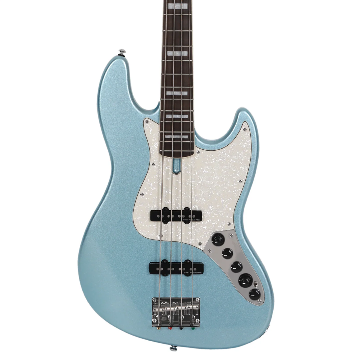 Sedef pena korumalı, koyu klavyeli, krom donanımlı açık mavi elektro bas gitar.