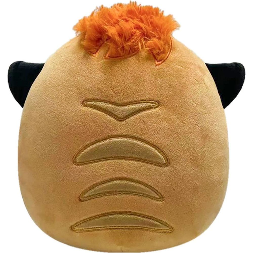 Une peluche beige avec des cheveux orange et des oreilles noires, ornée de rayures brodées.