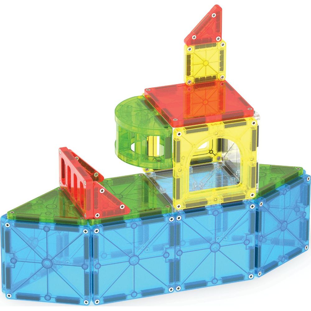 Une structure de jouet magnétique colorée avec des pièces transparentes bleues, vertes, rouges et jaunes.