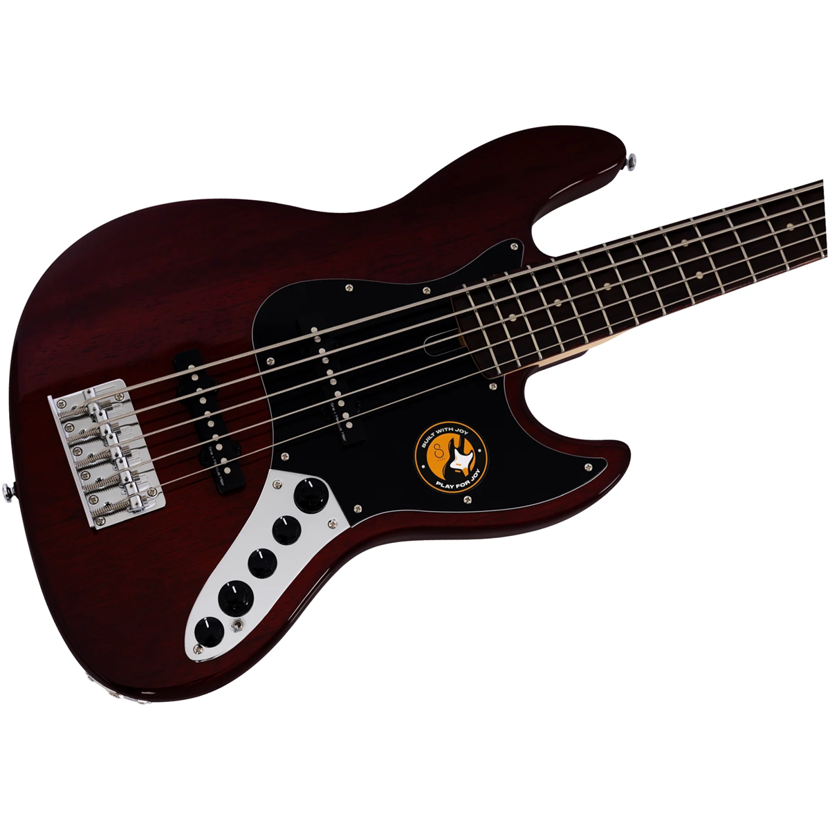 Siyah manyetiklere ve donanıma sahip koyu kırmızı 5 telli bas gitar gövdesi.
