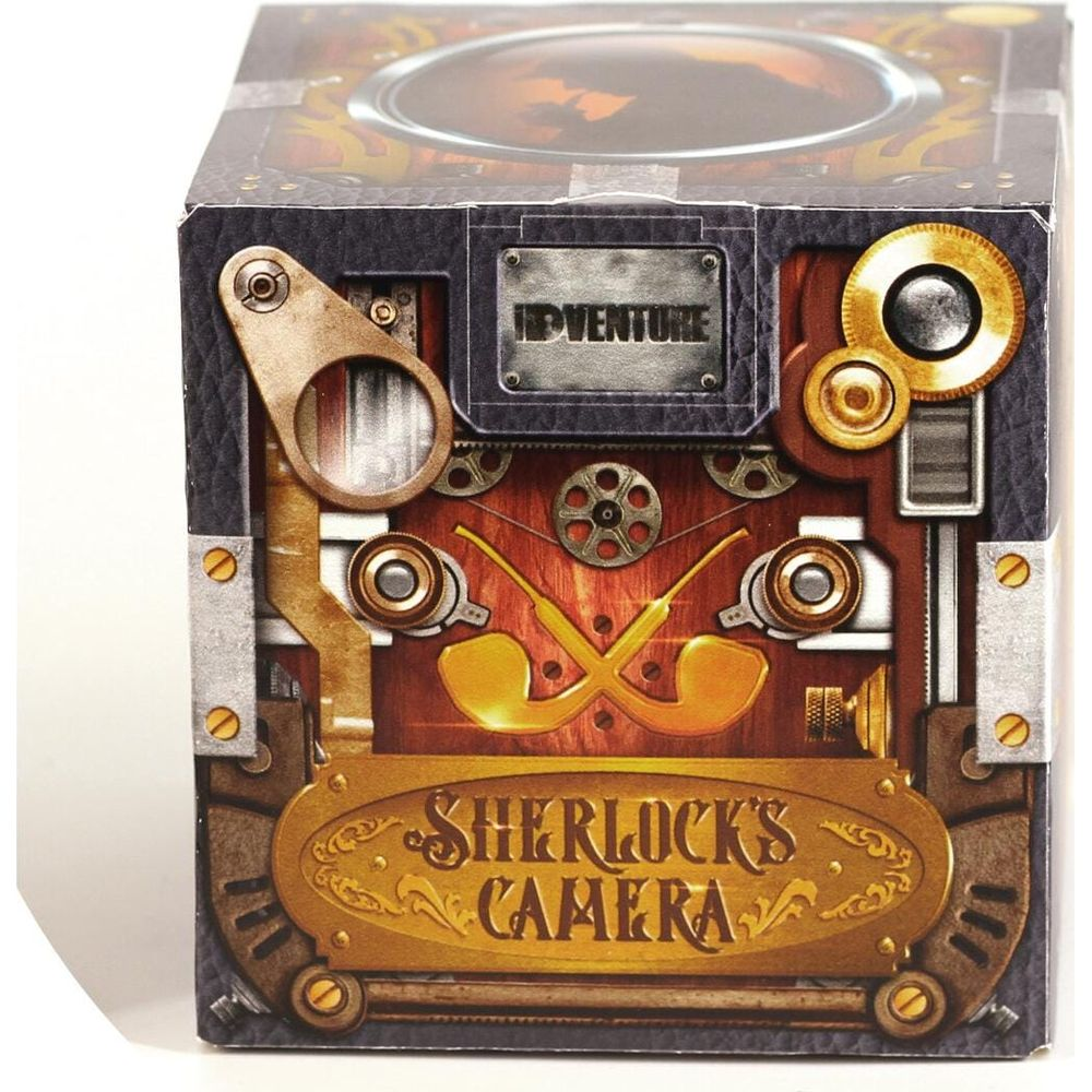 Steampunk-Box mit Zahnrädern, Pfeifen und 'Sherlock's Camera'-Etikett.