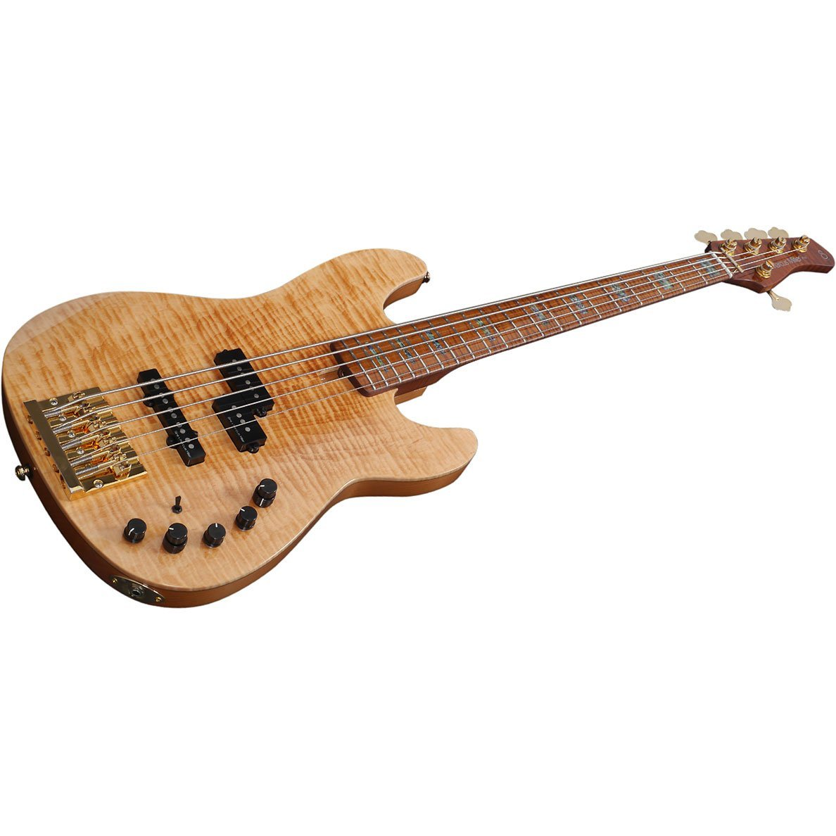 Altın köprülü ve siyah manyetikli açık renkli bas gitar gövdesi.