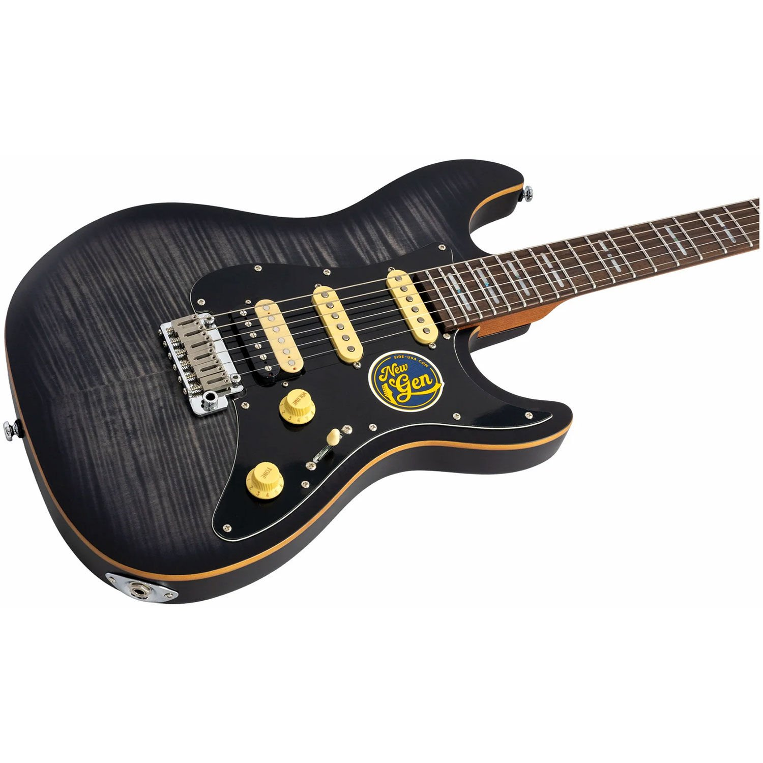 Sarı manyetik ve düğmeli siyah elektro gitar, beyaz arka plan üzerinde.