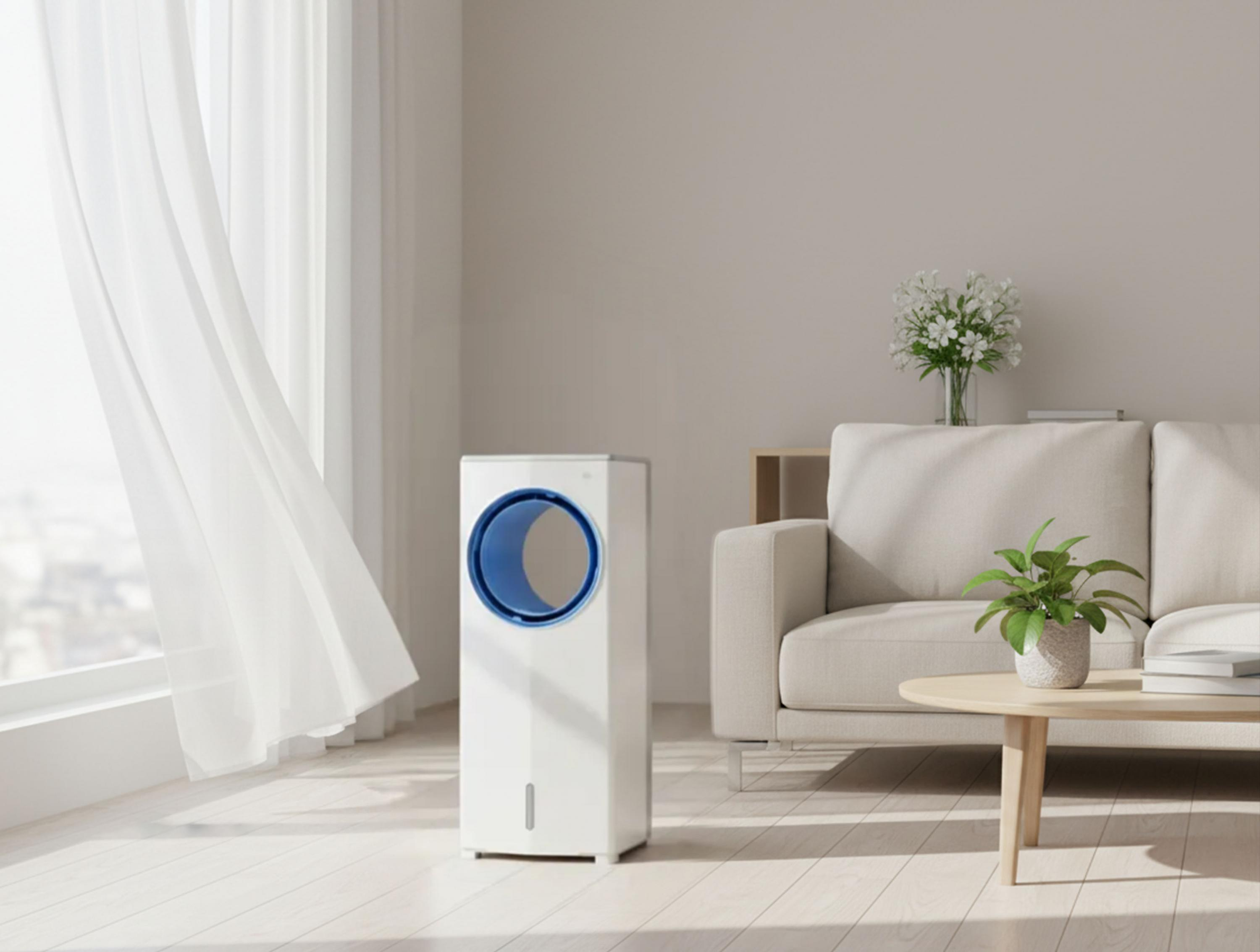 Un refrigeratore d'aria bianco con anello blu vicino a tende bianche.
