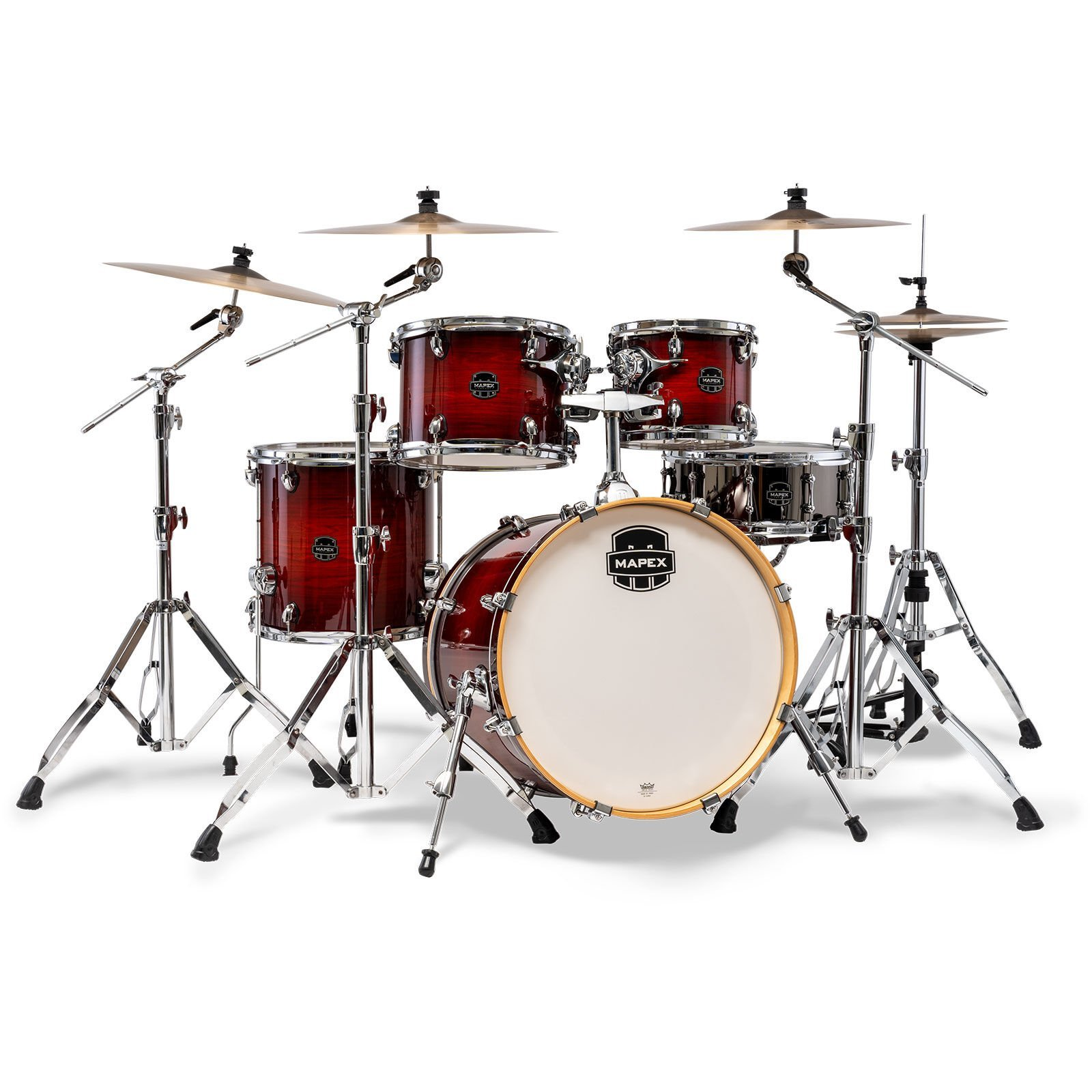 Krom donanıma sahip, kiraz kırmızısı bitişli tam bir Mapex davul seti.