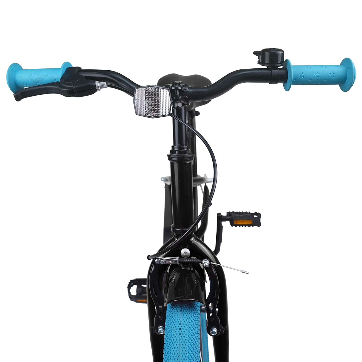 Schwarzes Fahrrad mit blauen Griffen und Reifen, Reflektor vorne.