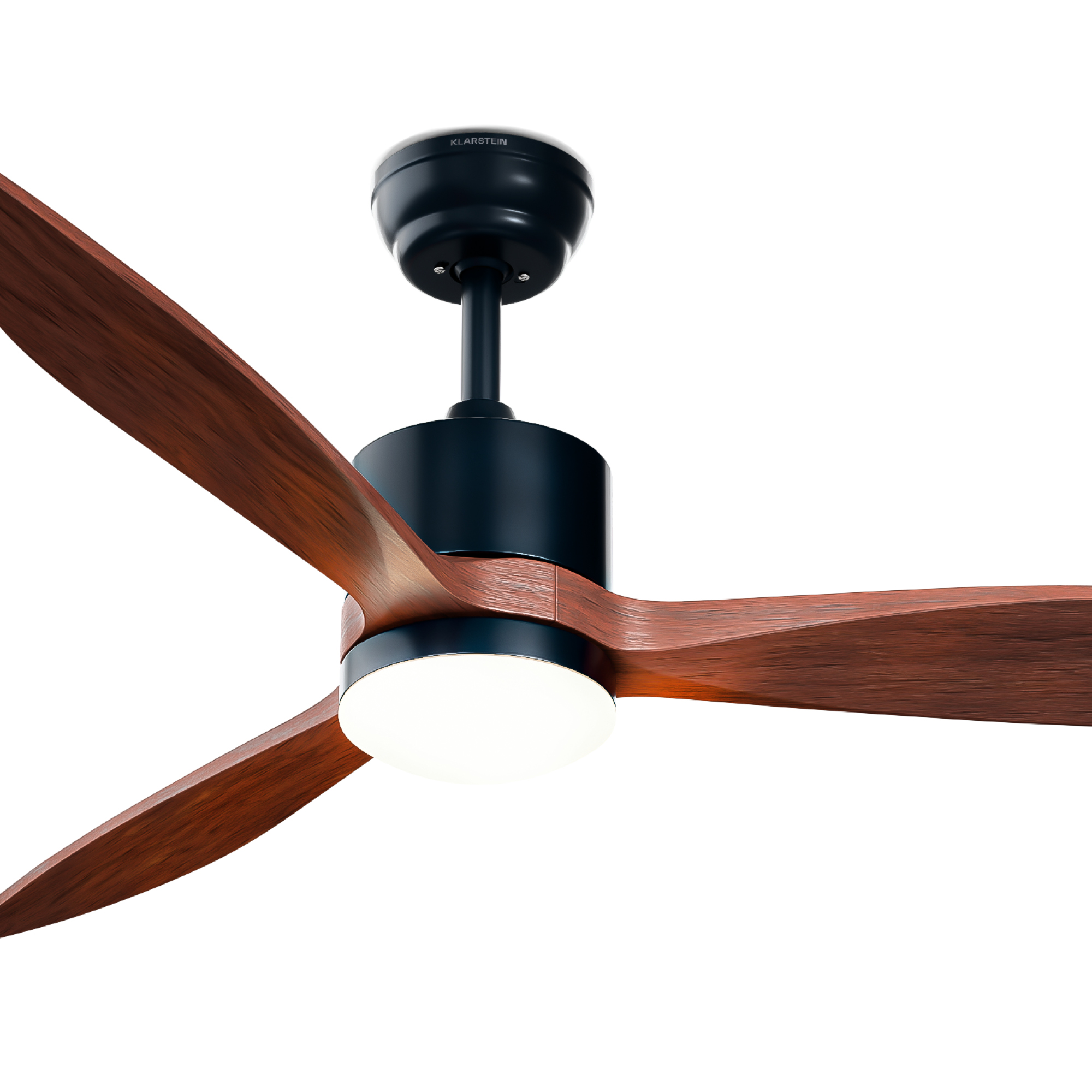 Ein dunkler Deckenventilator mit drei Holzflügeln und integrierter Lampe.