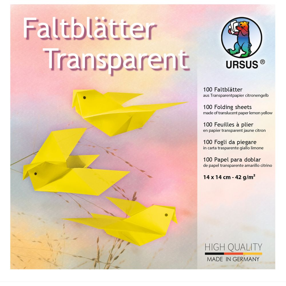 Drei gelbe Origami-Vögel fliegen vor einem Aquarellhintergrund mit Gräsern.