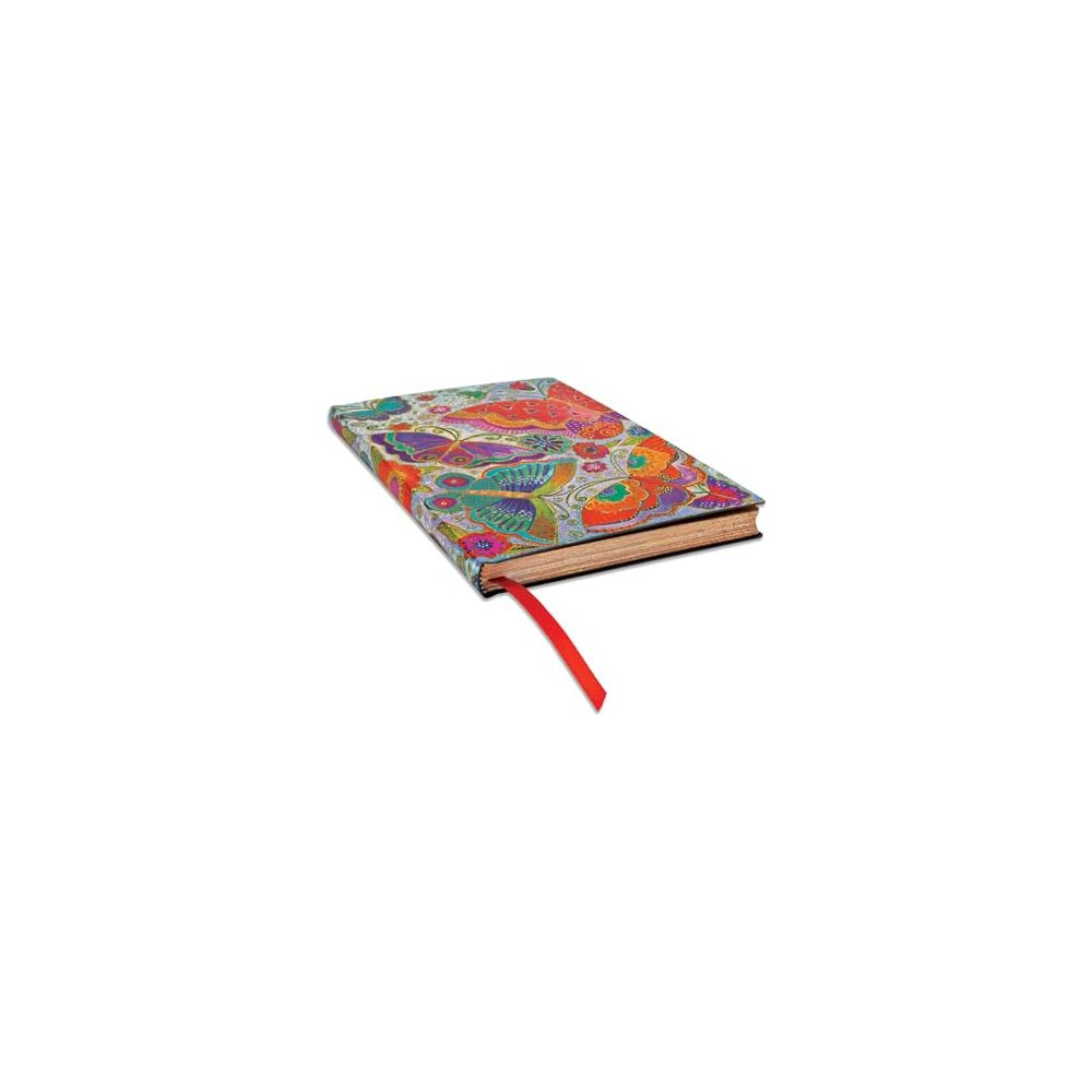 Un taccuino con un colorato motivo a farfalle e un segnalibro rosso.