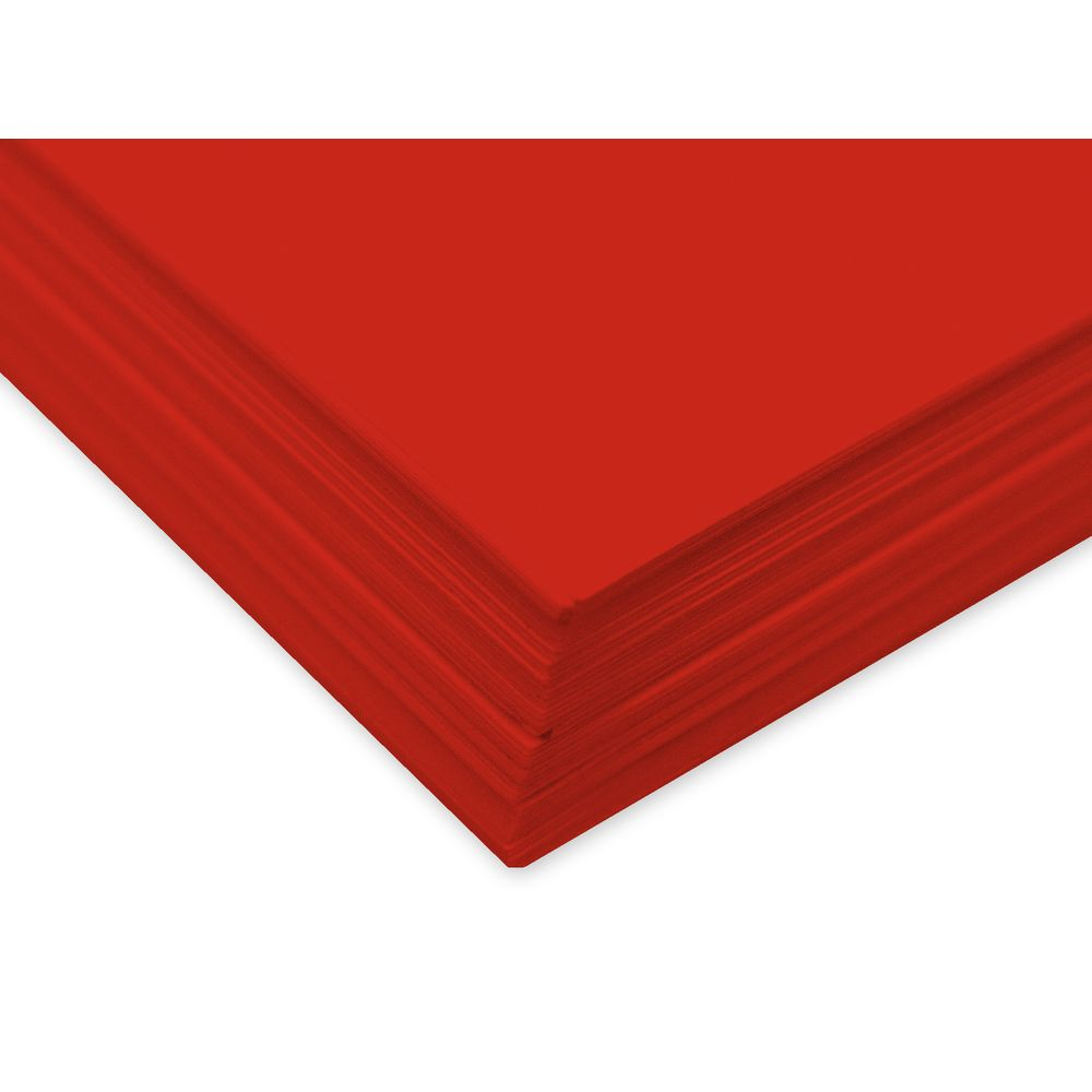 Ein Stapel roter Papiere, aus der Nähe gezeigt, mit einem schattigen Rand.