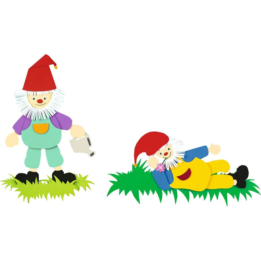 Zwei Gnome auf Gras. Einer steht mit Gießkanne, der andere liegt.