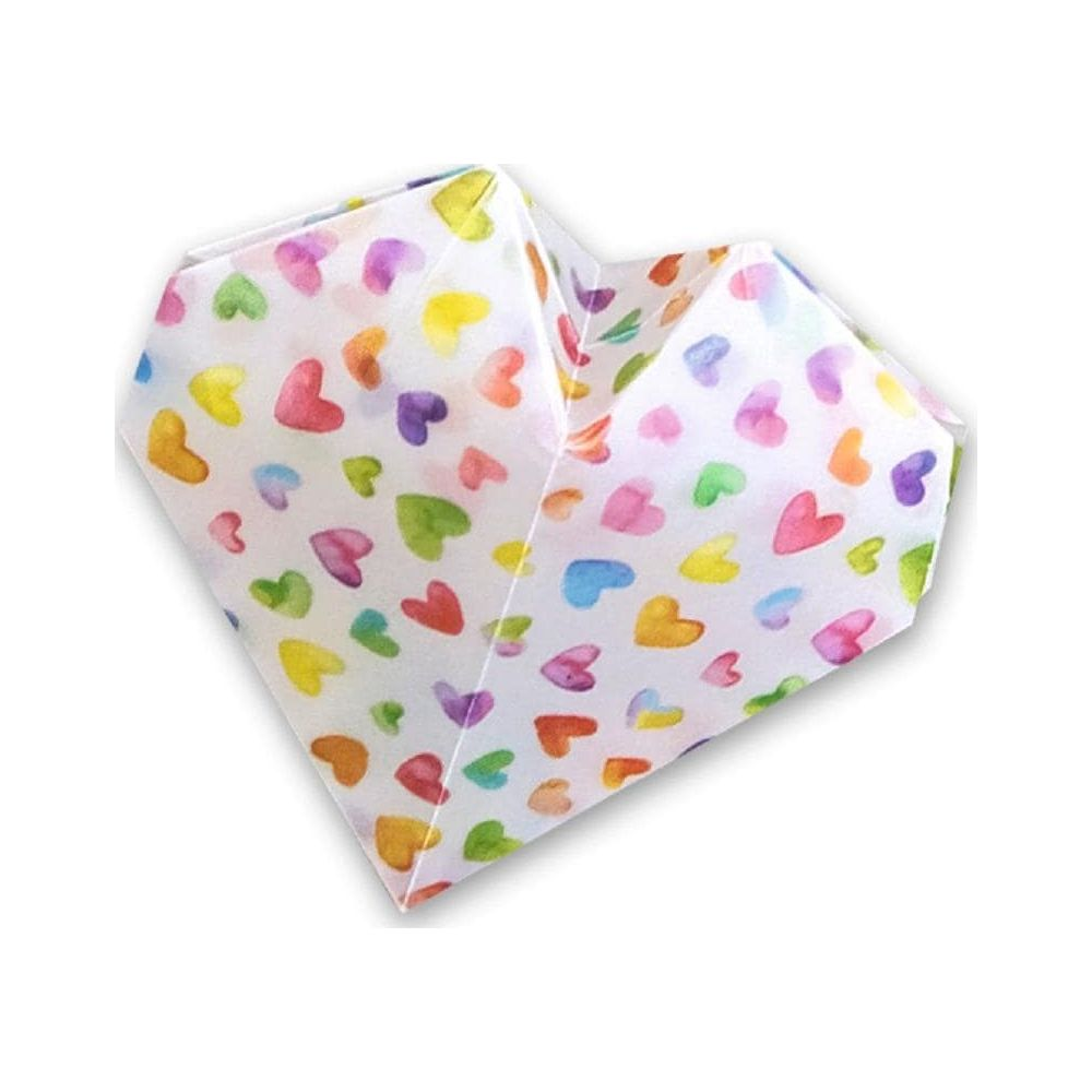 Ein gefaltetes Herz aus Papier mit bunten kleinen Herzen darauf.
