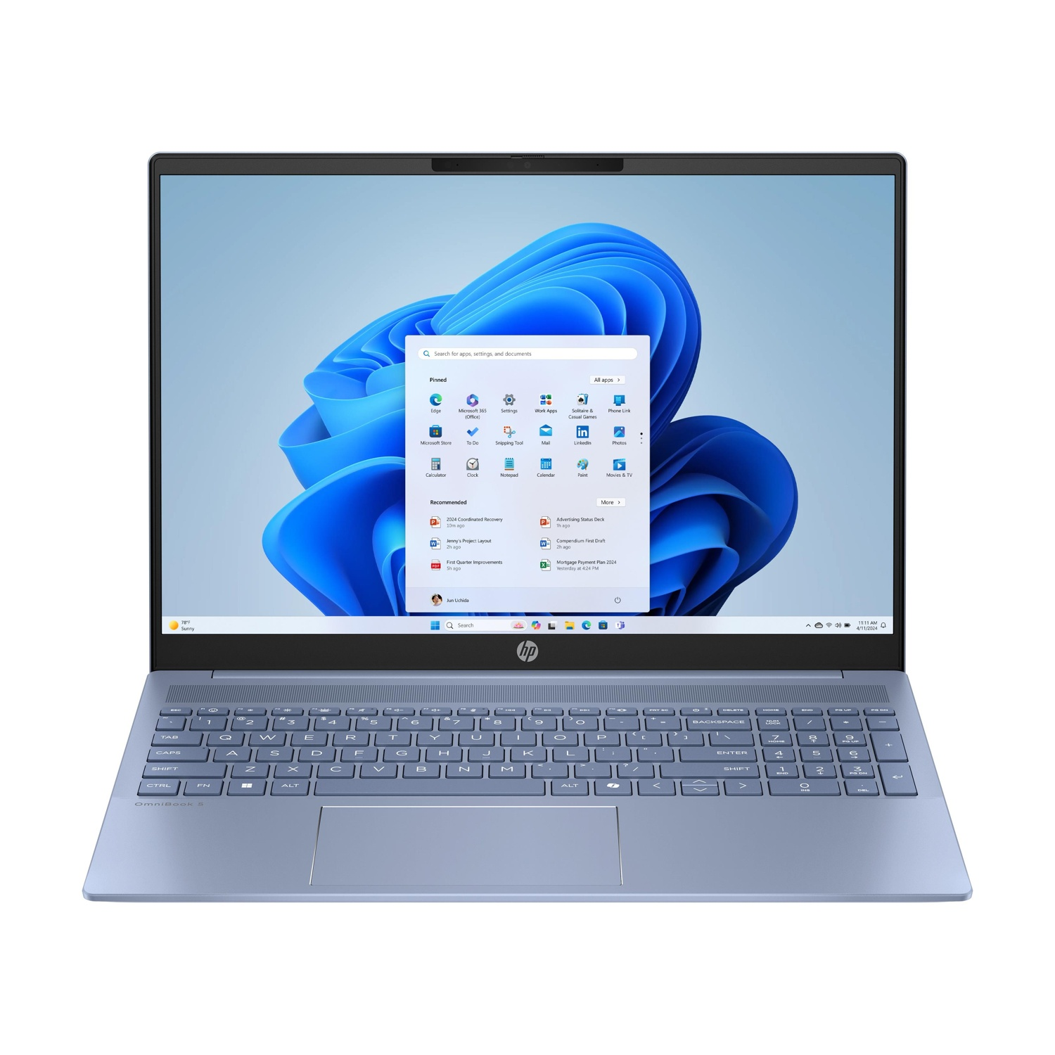 Un laptop HP azzurro con Windows 11 aperto, che mostra app bloccate e raccomandazioni.