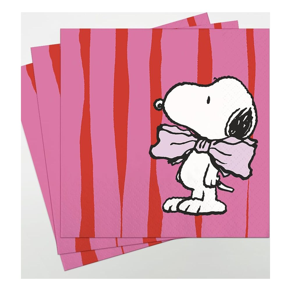 Snoopy portant un nœud rose sur fond rayé rose et rouge.