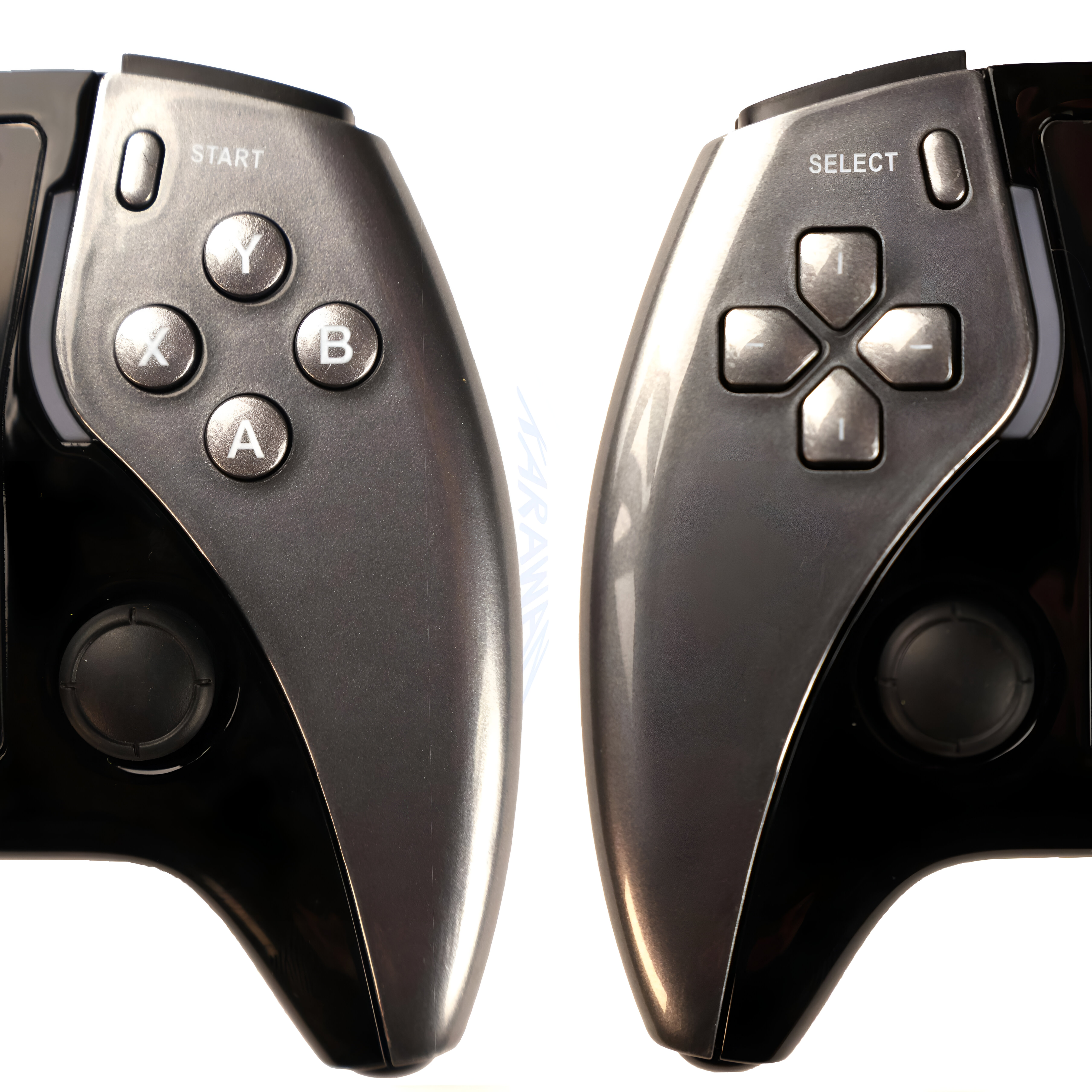 Dos mitades de mandos de juego con botones, D-pad y stick analógico.