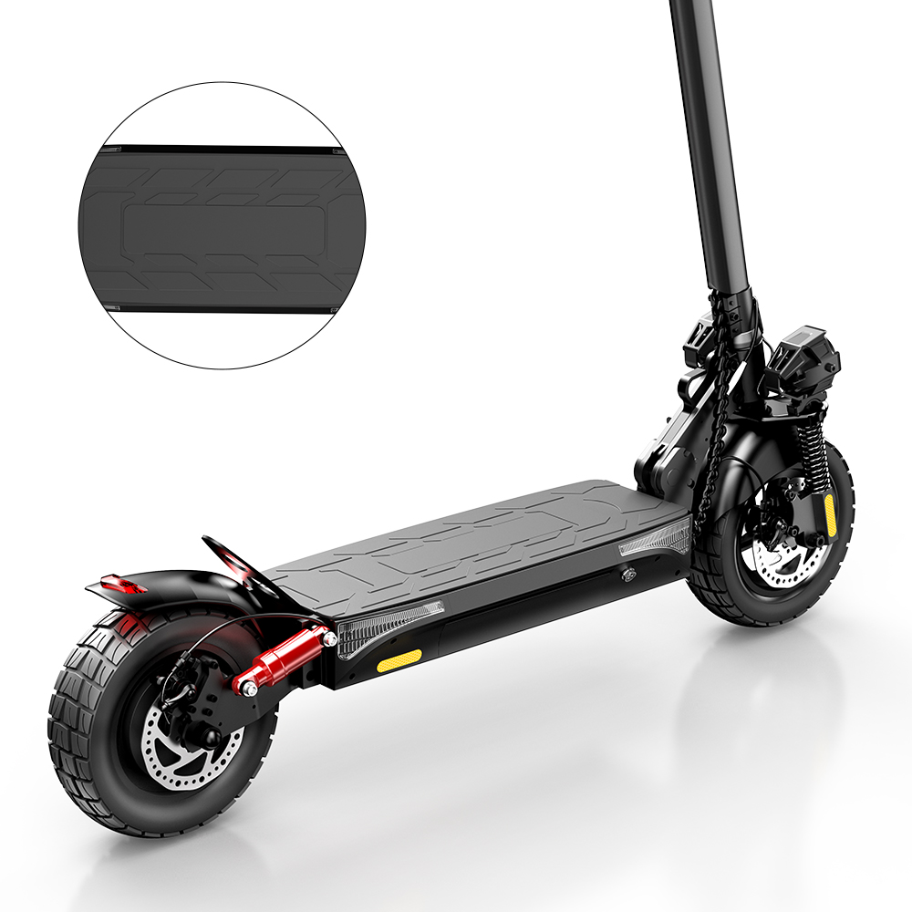 Uno scooter elettrico nero con grandi ruote, freni a disco e luci brillanti.