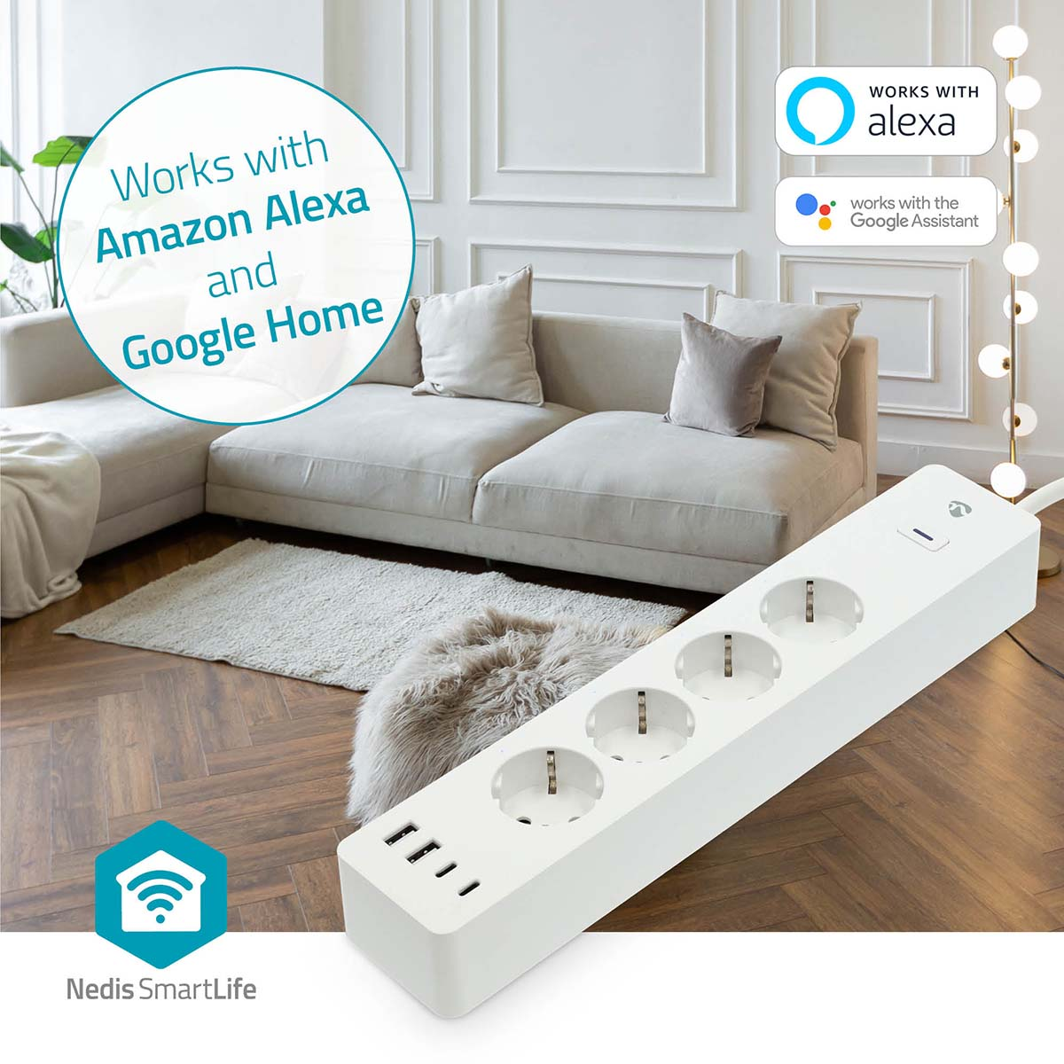 Weiße Steckdosenleiste mit 3 Steckplätzen und 3 USB-Anschlüssen auf einem Holzboden.