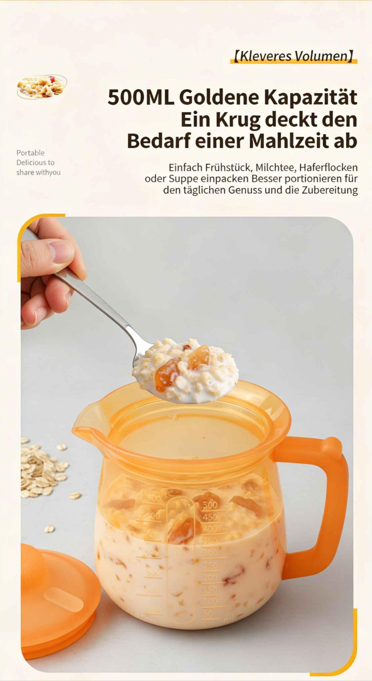 Eine Hand hebt einen Löffel mit Müsli über einen orangen Krug mit Messskala.