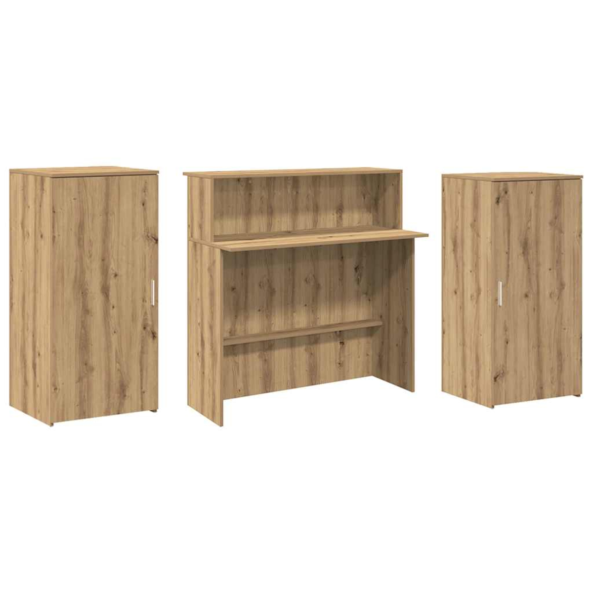 Drei helle Holzmöbelstücke: zwei Schränke und ein Schreibtisch mit Regalen.