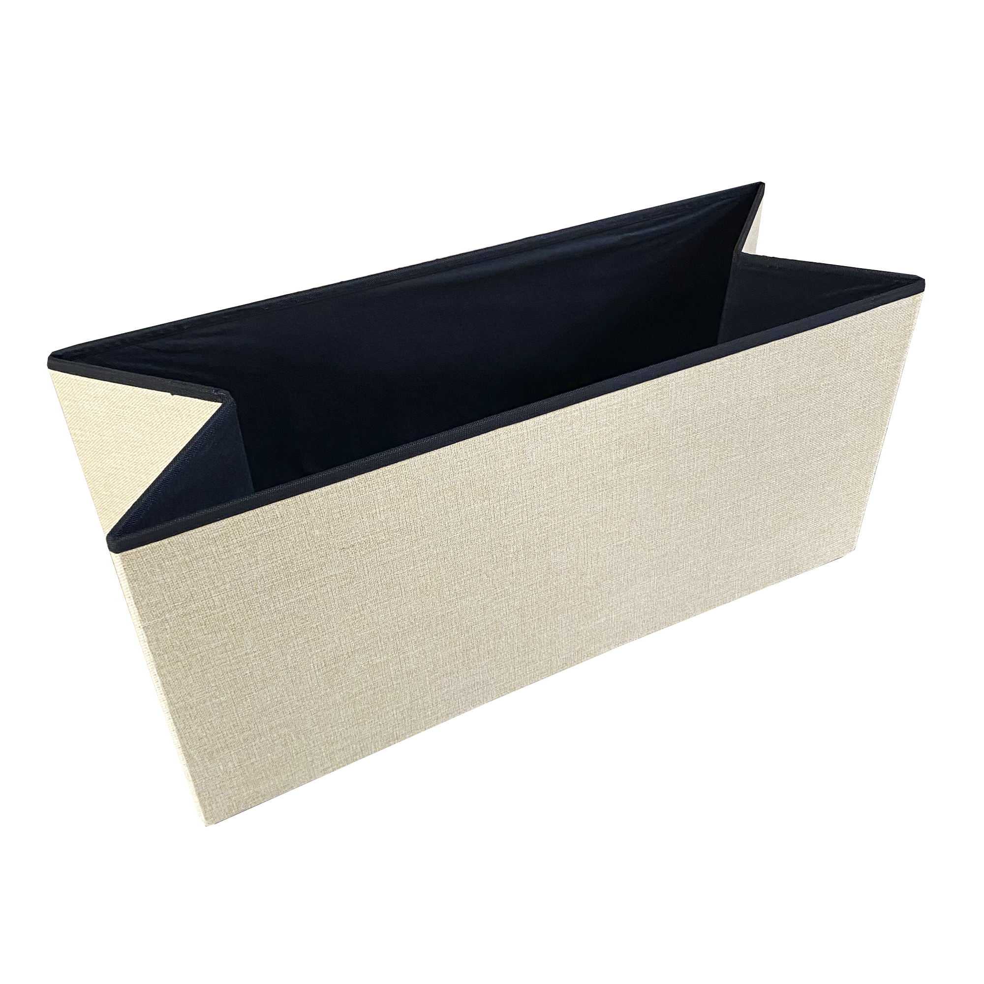 Un cesto de tela abierto y beige con forro interior negro.