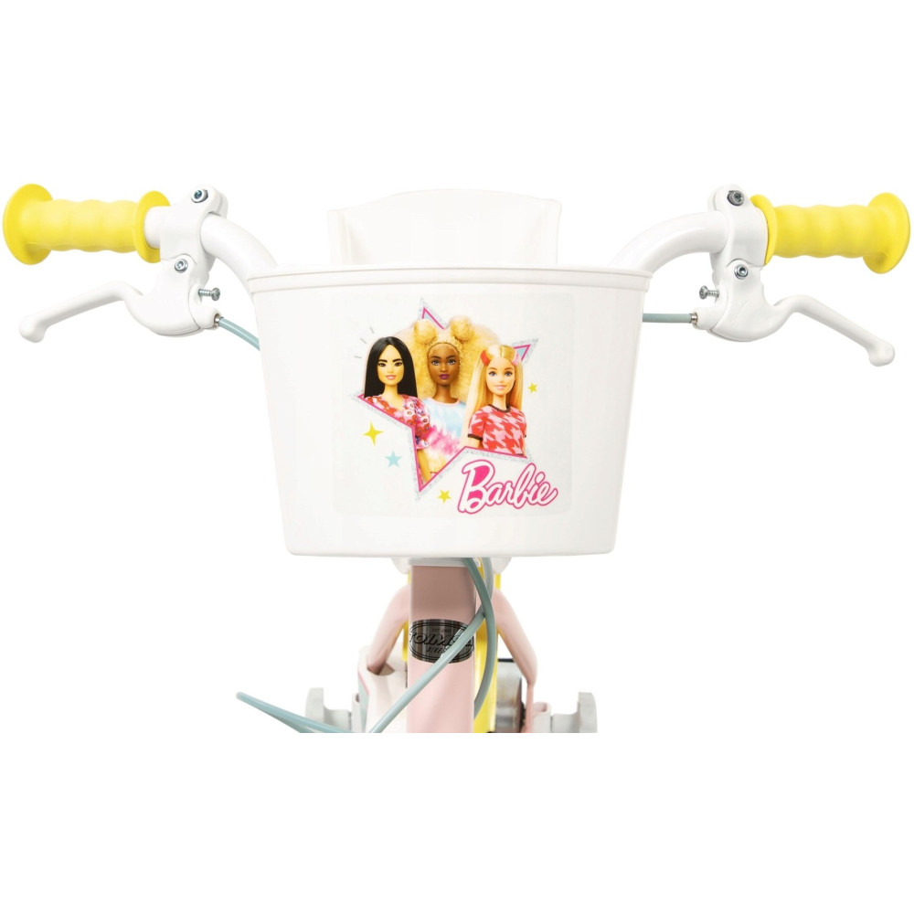 Biały koszyk z motywem Barbie i żółtymi uchwytami na rowerze.