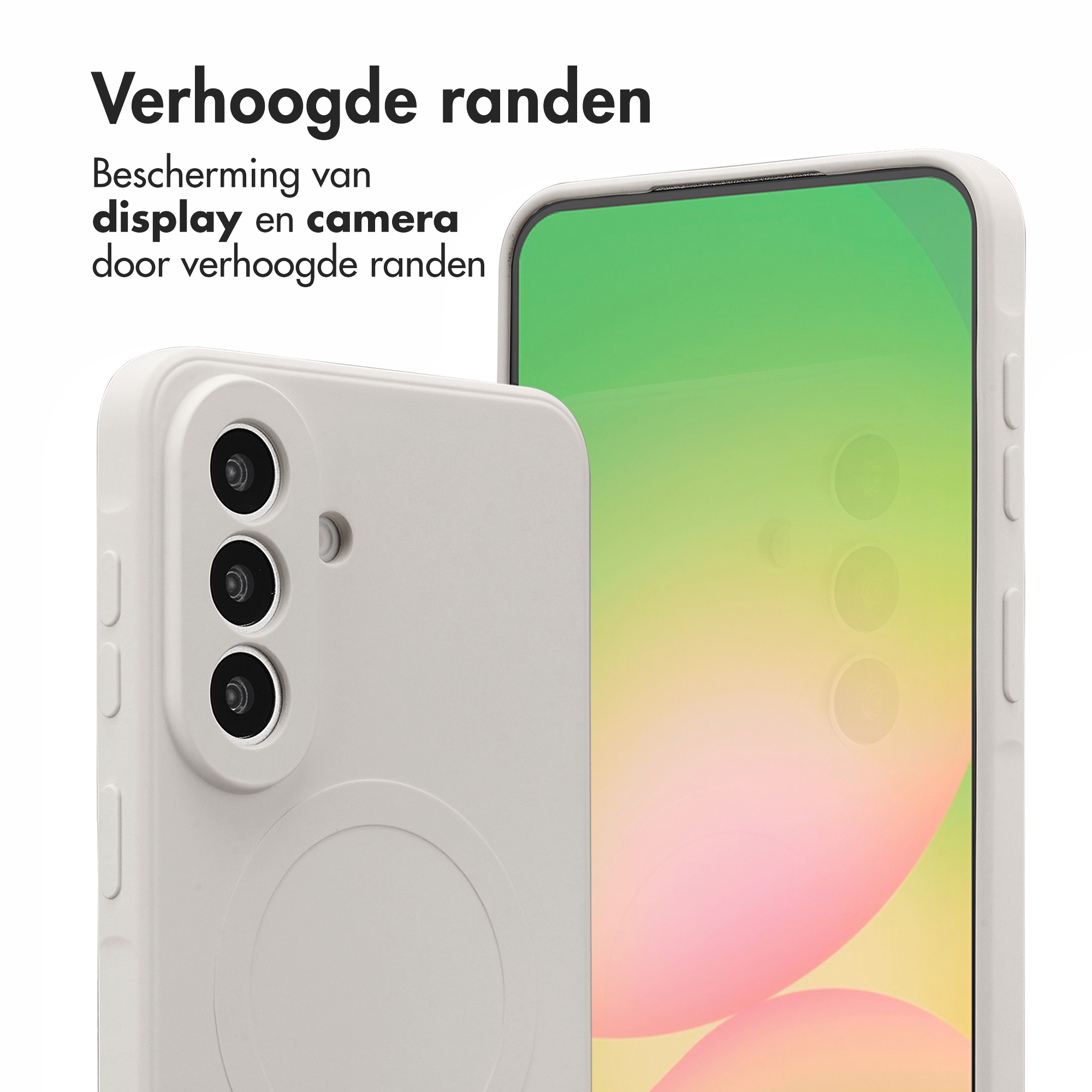 Een lichtgrijze telefoon met drie camera's en een witte hoes.