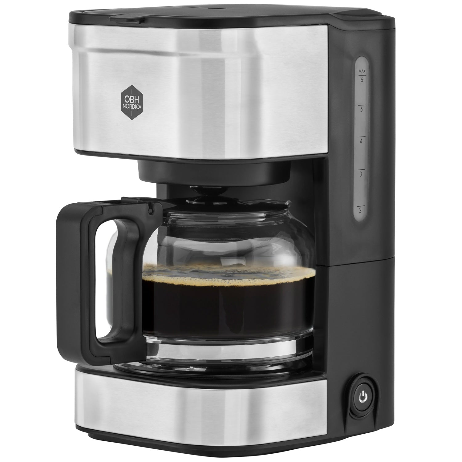 Een zwarte en roestvrijstalen koffiezetapparaat met een glazen kan gevuld met koffie.