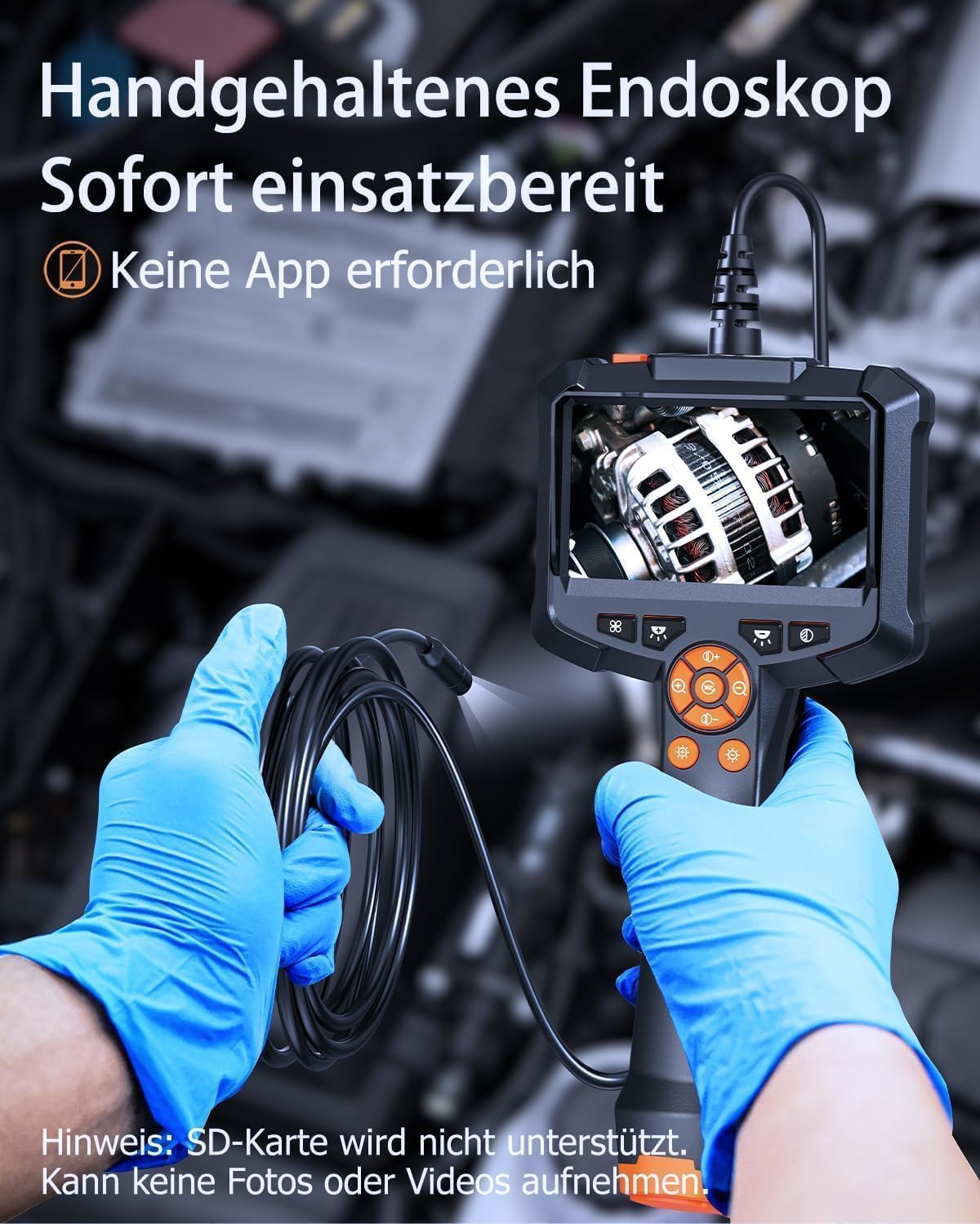Ein Endoskop mit Bildschirm und Kabel wird von Händen in blauen Handschuhen gehalten.