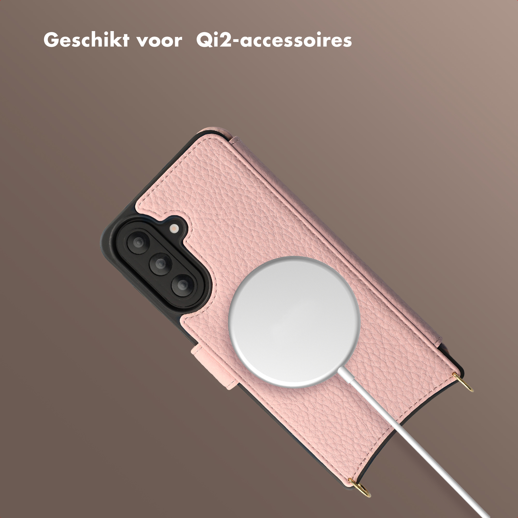Een roze lederen telefoonhoes met een witte ronde Qi2-oplader.